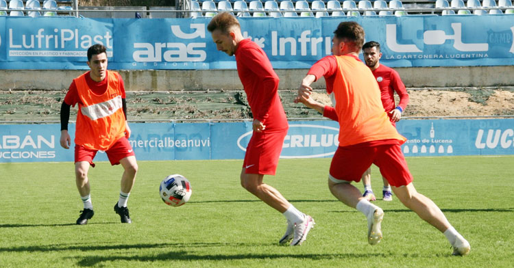 El cuadro aracelitano preparando el choque contra el Ceuta. Foto: Ciudad de Lucena