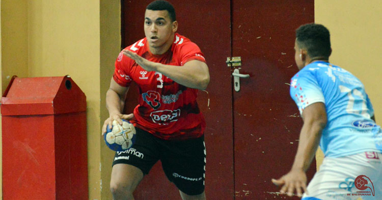 Jeremy Figueredo en un ataque cajista. Foto: CBM