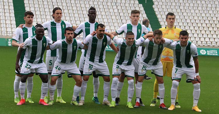 El primer once de Germán Crespo con el primer equipo.