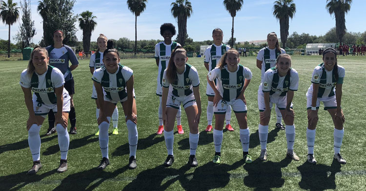 El equipo inicial blanquiverde ante el Aldaia. Foto: Córdoba Femenino