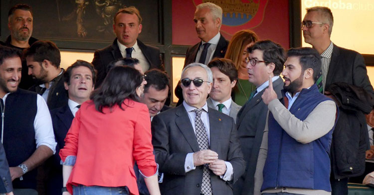 Los representantes de Baréin en su ya lejana en el tiempo visita a El Arcángel. Foto: CCF