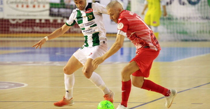 Miguelín junto a Pablo del Moral en el encuentro entre Córdoba Patrimonio y ElPozo de hace unas semanas. Foto: Córdoba Futsal