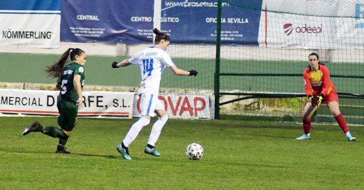 Una imagen del duelo entre el Pozoalbense y el Córdoba Femenino en Pozoblanco la temporada pasada. Foto: CD Pozoalbense