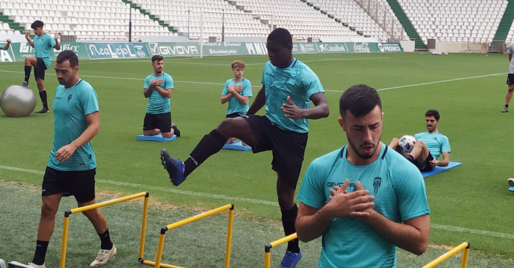 Ferney Mosquera ejercitándose en el Arcángel
