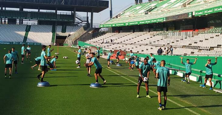 El primer entrenamiento en El Arcángel del Córdoba 2021-22.