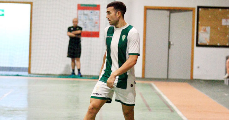 Alberto Saura en el partido de Hinojosa del Duque