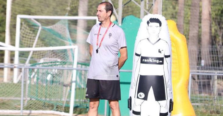 Diego Caro en el último entrenamiento de la semana. Foto: CCF