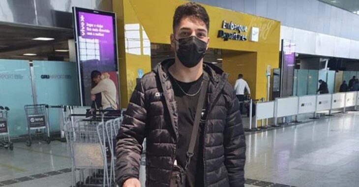 Lucas Perin a su llegada al aeropuerto de Madrid.