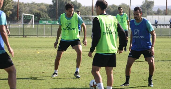 Toni Arranz y Miguel de las Cuevas entrenando esta mañana con el grupo.