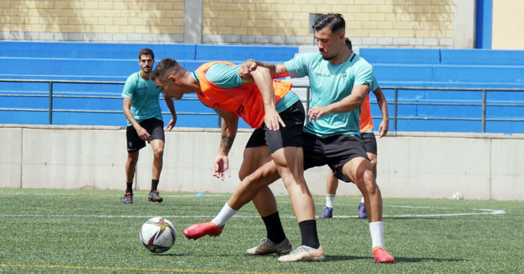 Los jugadores del Córdoba trabajando en Canarias. Foto: CCF
