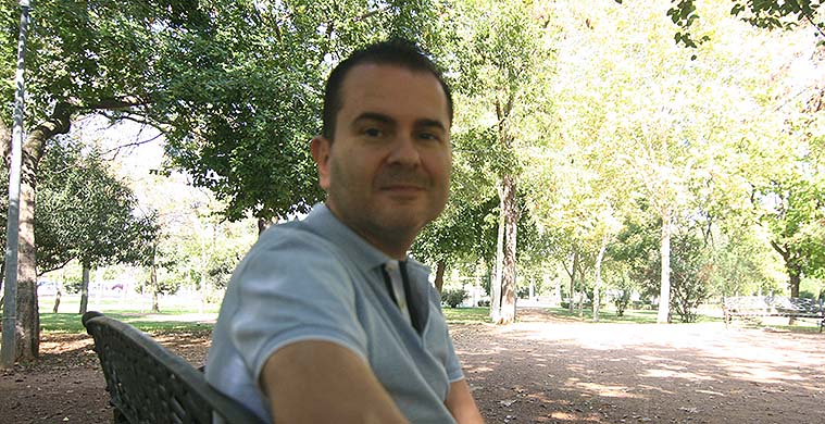 Rafa Sanz durante la entrevista con Cordobadeporte en un parque de Córdoba que recrea el otrora vergel de la Palma.