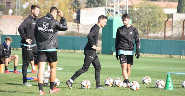 José Cruz volverá al once inicial ante el Mérida, mientras que Tala y Christian regresarán al filial tras la fiesta vivida en la final de la Copa RFEF.