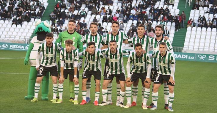 El once inicial del Córdoba CF ante el Mérida.El once inicial del Córdoba CF ante el Mérida.