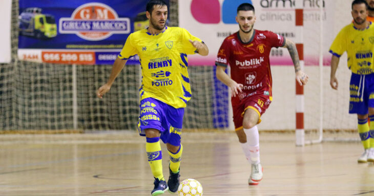 El Bujalance en un encuentro de esta campaña. Foto: Cádiz CF Virgili