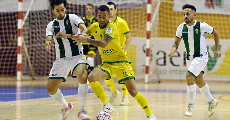 Pablo del Moral en uno de los duelos de pretemporada ante el Jaén Paraíso Interior. Foto: Córdoba Futsal