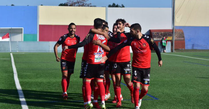 Los jugadores pontanos celebrando uno de sus goles al Xerez CD. Foto: Tino Navas / @SalermPG