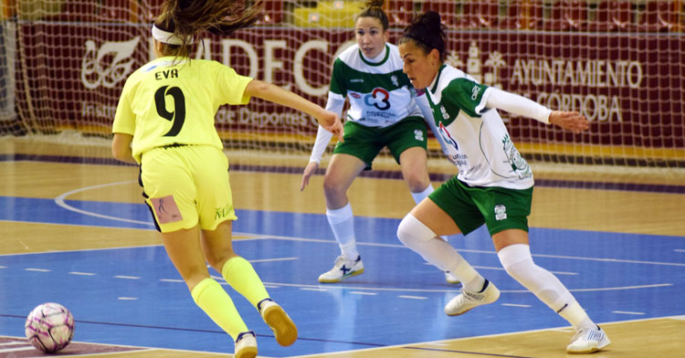 Rocío Gracia y el Deportivo Córdoba Cajasur lo intentaron de todas la maneras, pero terminaron cayendo en los penaltis. Foto: Laclasi.es