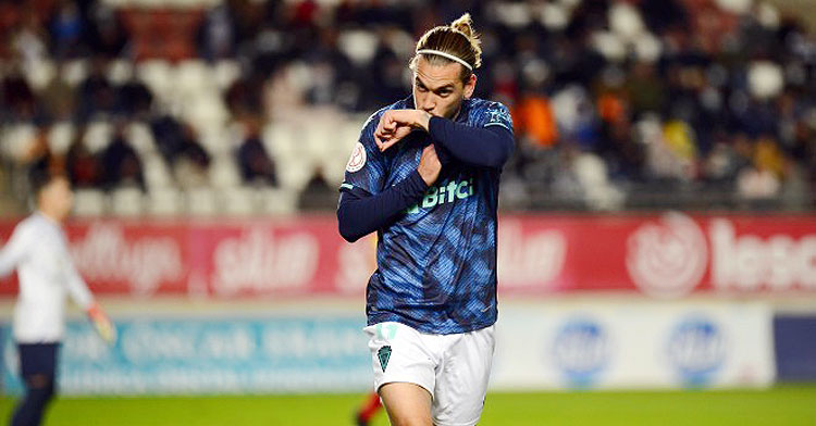 Álvaro Jiménez celebrando un gol con el cuadro cadista. Foto: Cádiz CF