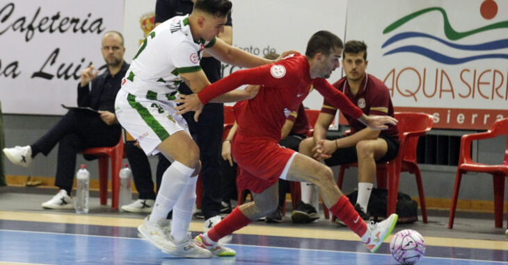 Pedro en el partido contra el Industrias Santa Coloma en Vista Alegre. Foto: Córdoba Futsal