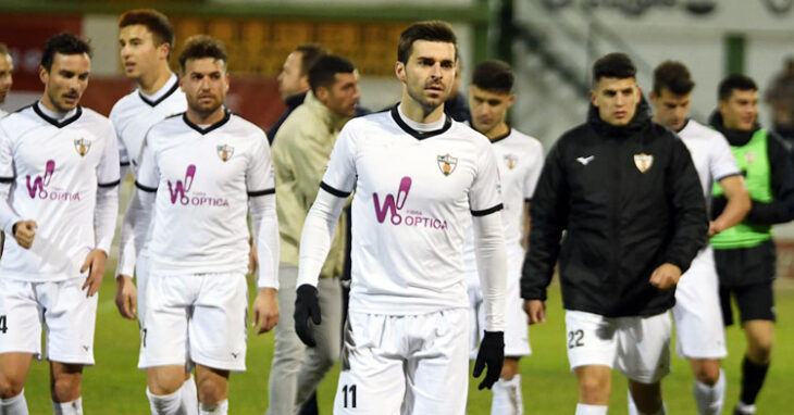 El equipo blanquillo ha visto alterado el curso de su temporada. Foto: CD Pozoblanco