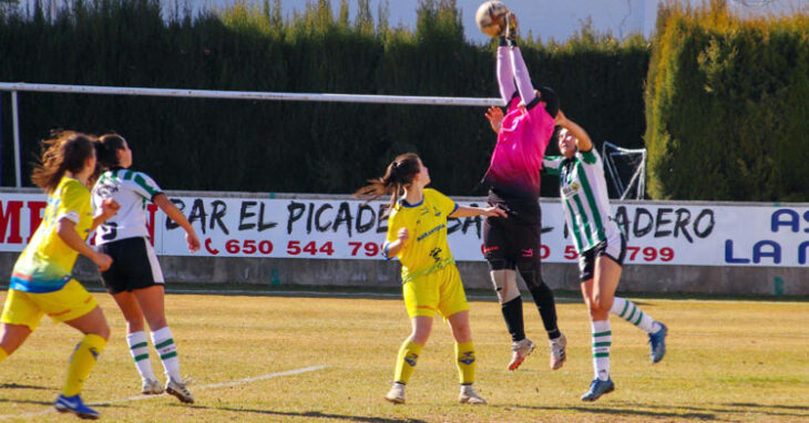 El Córdoba Femenino quiere hacer mejores los últimos empates. Foto: FF La Solana