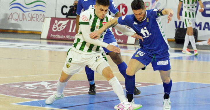 Álex Viana en el choque ante el Real Betis Futsal del Memorial José Manuel Domínguez. Foto: Córdoba Futsal