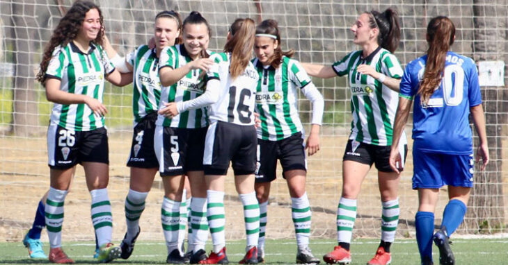 Las jugadoras blanquiverdes celebran uno de sus tantos ante el Betis Féminas B. Foto: CCF