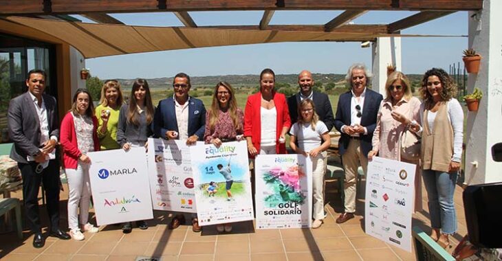 Las distintas autoridades de Huelva y Ayamonte durante la presentación del Andalucía Equality Golf Cup.