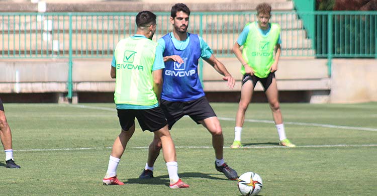 Bernardo al corte durante el último entrenamiento de la pasada temporada.