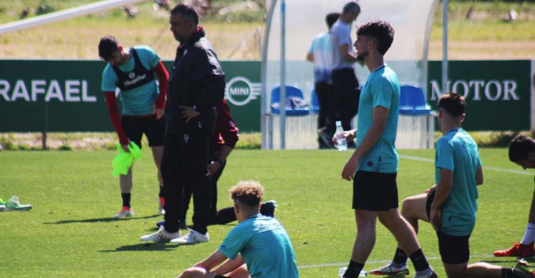 Germán Crespo seguirá tirando de chavales del filial y Cristian Delgado podría volver a tener minutos como en la primera vuelta de la competición.