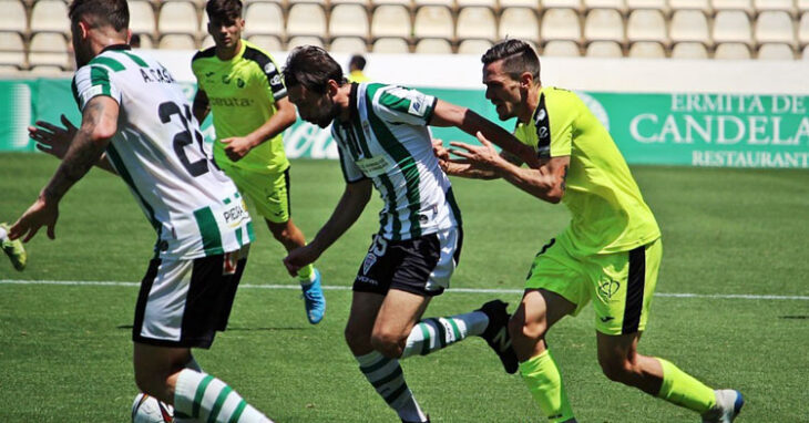 El Ceuta parece uno de los rivales seguros del Córdoba esta vez en la Primera RFEF. Foto: CCF