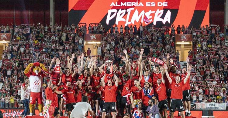 La fiesta del ascenso del Almería a Primera.