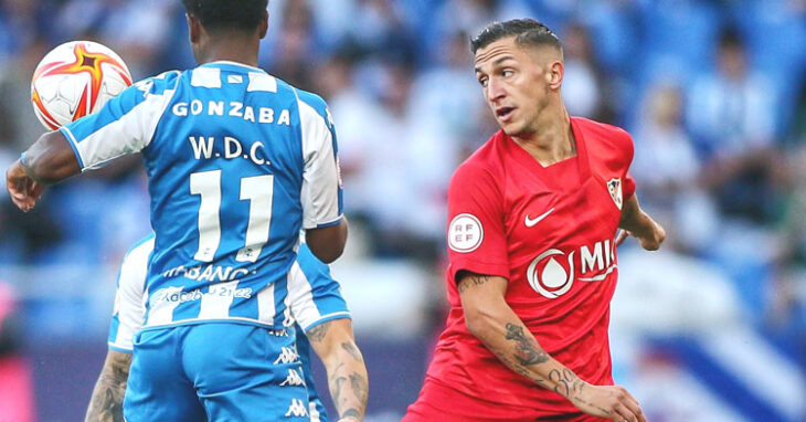 Christian Carracedo jugando con el Linares en Riazor el pasado sábado ante el Dépor.