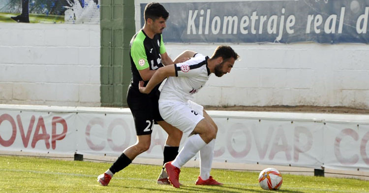 Nacho Fernández en el partido ante el Pozoblanco en el Municipal. Foto: Ciudad de Lucena
