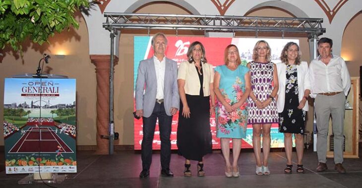 Autoridades, patrocinadores y organizadores, durante la presentación nocturna del Open Generali.