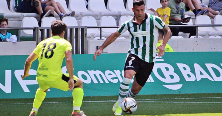 Willy en el partido ante el Ceuta, uno de los rivales que repetirán ante el Córdoba. Foto: CCF