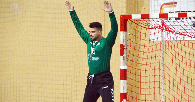 Juanan Romero regresa al arco granate. Foto: CBM