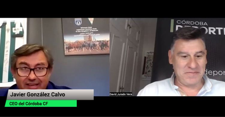 Javier González Calvo durante la entrevista con David Jurado.