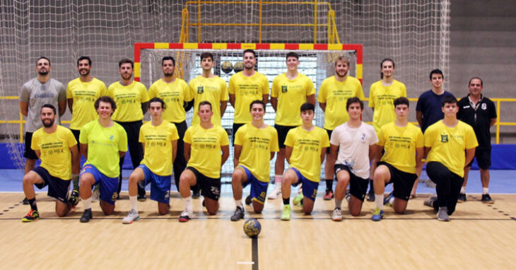 Los jugadores lasalianos listos para empezar a currar en pretemporada. Foto: Cordoplás La Salle