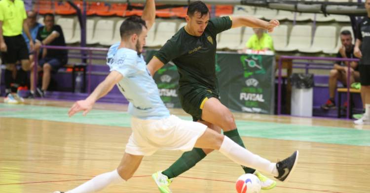 Lance del partido amistoso entre el Córdoba Futsal Patrimonio y el Avanza Futsal