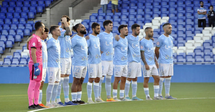 El cuadro celeste en los prolegómenos del partido contra el Córdoba B. Foto: Ciudad de Lucena