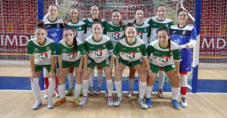 La foto de formación deportivista, llena de canteranas