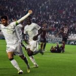 La euforia desatada de Diarra y Javi Flores tras el gol