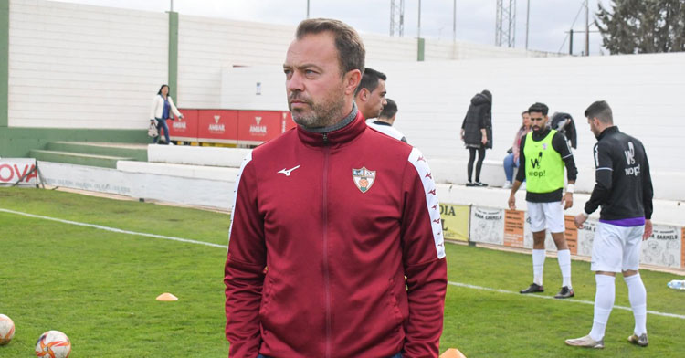 Sebas Sánchez entra de nuevo en el staff blanquillo. Foto: CD Pozoblanco