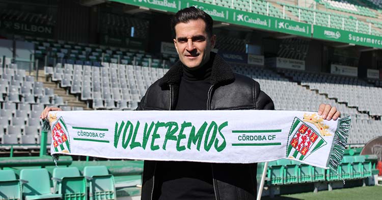 Juan Villar en su puesta de largo en el Córdoba CF.