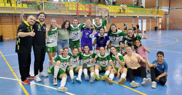 El festejo en la pista del Deportivo Córdoba Cajasur