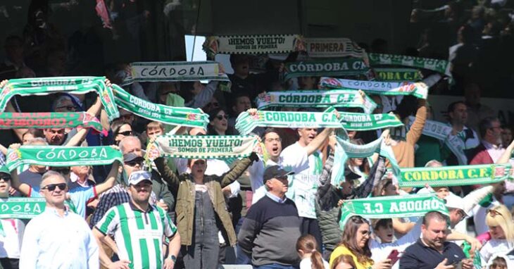 El cordobesismo en la tribuna de El Arcángel.