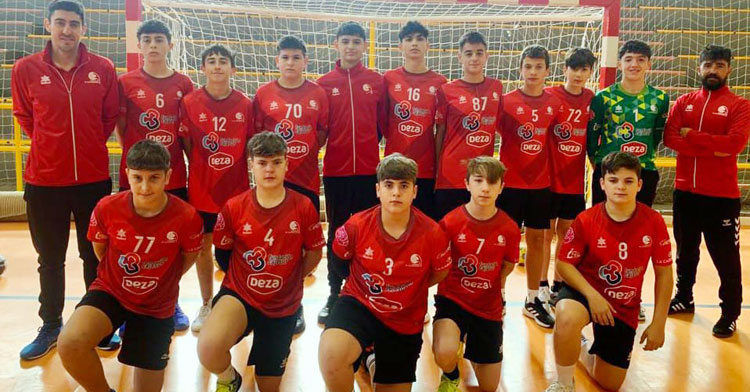El equipo dirigido por Pepe Cobo. Foto: CBM