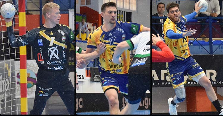 La muestra de agradecimiento del Ángel Ximénez a tres jugadores que fueron claves en el buen hacer del equipo: Buzle, Nordlander y Javi Muñoz.