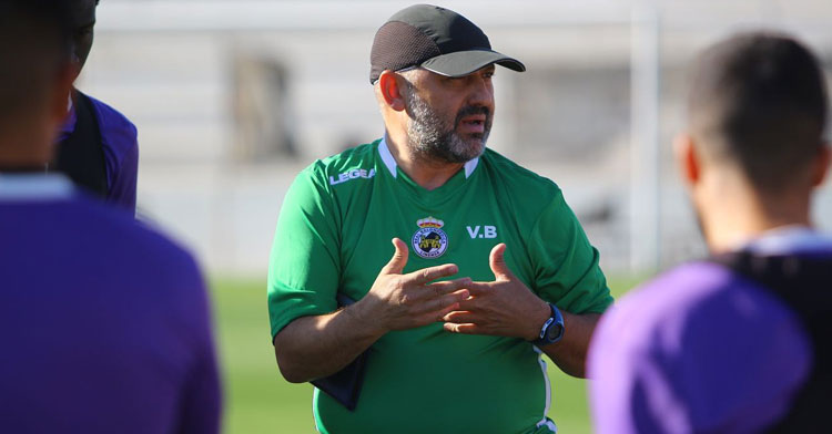 Víctor Basadre en uno de sus primeros entrenamientos con la Balona. Foto: Real Balompédica Linense